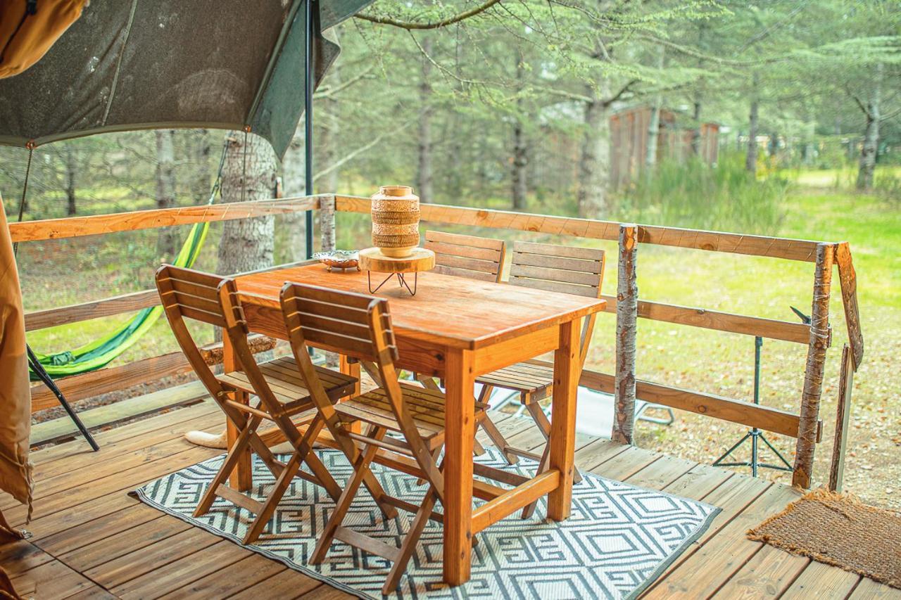 Domaine De La Vitarelle Glamping Villaniere Exterior photo
