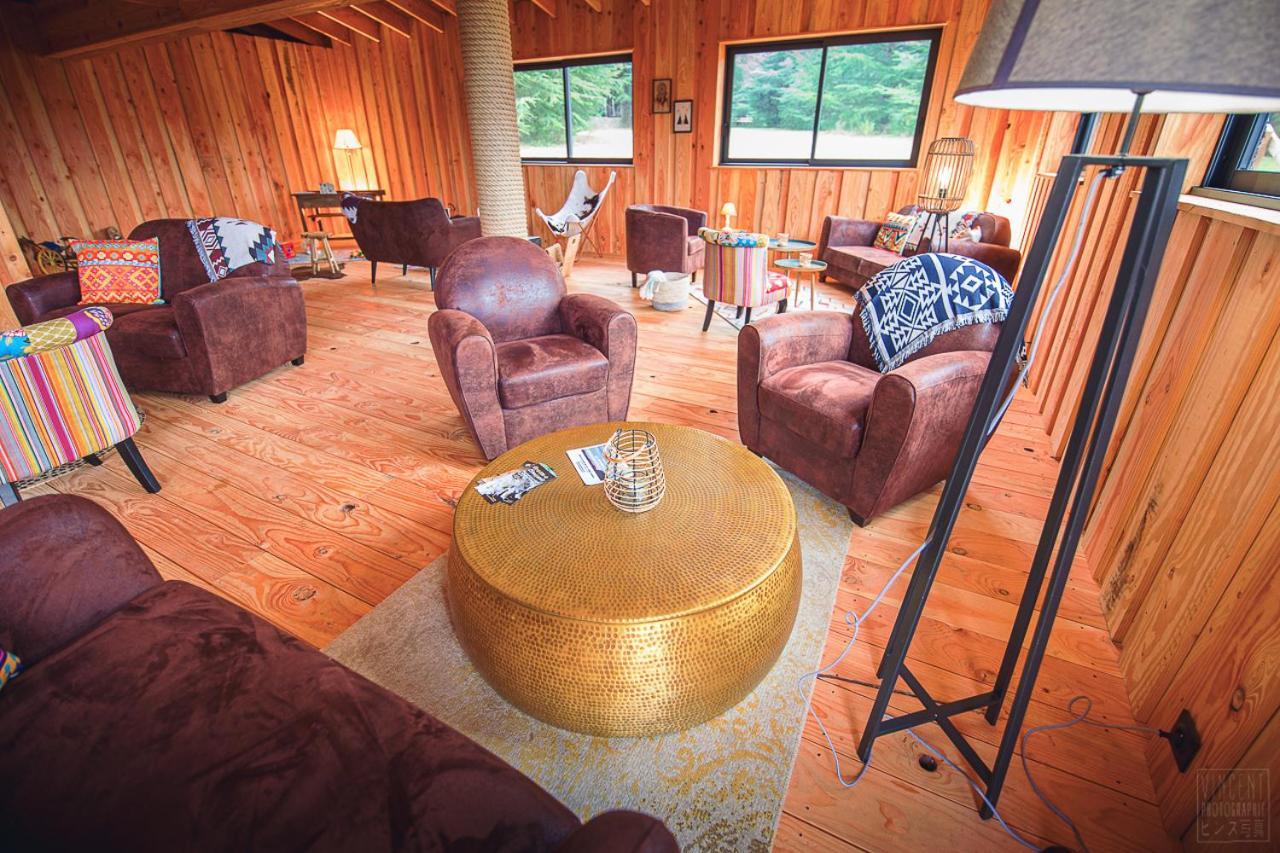 Domaine De La Vitarelle Glamping Villaniere Exterior photo