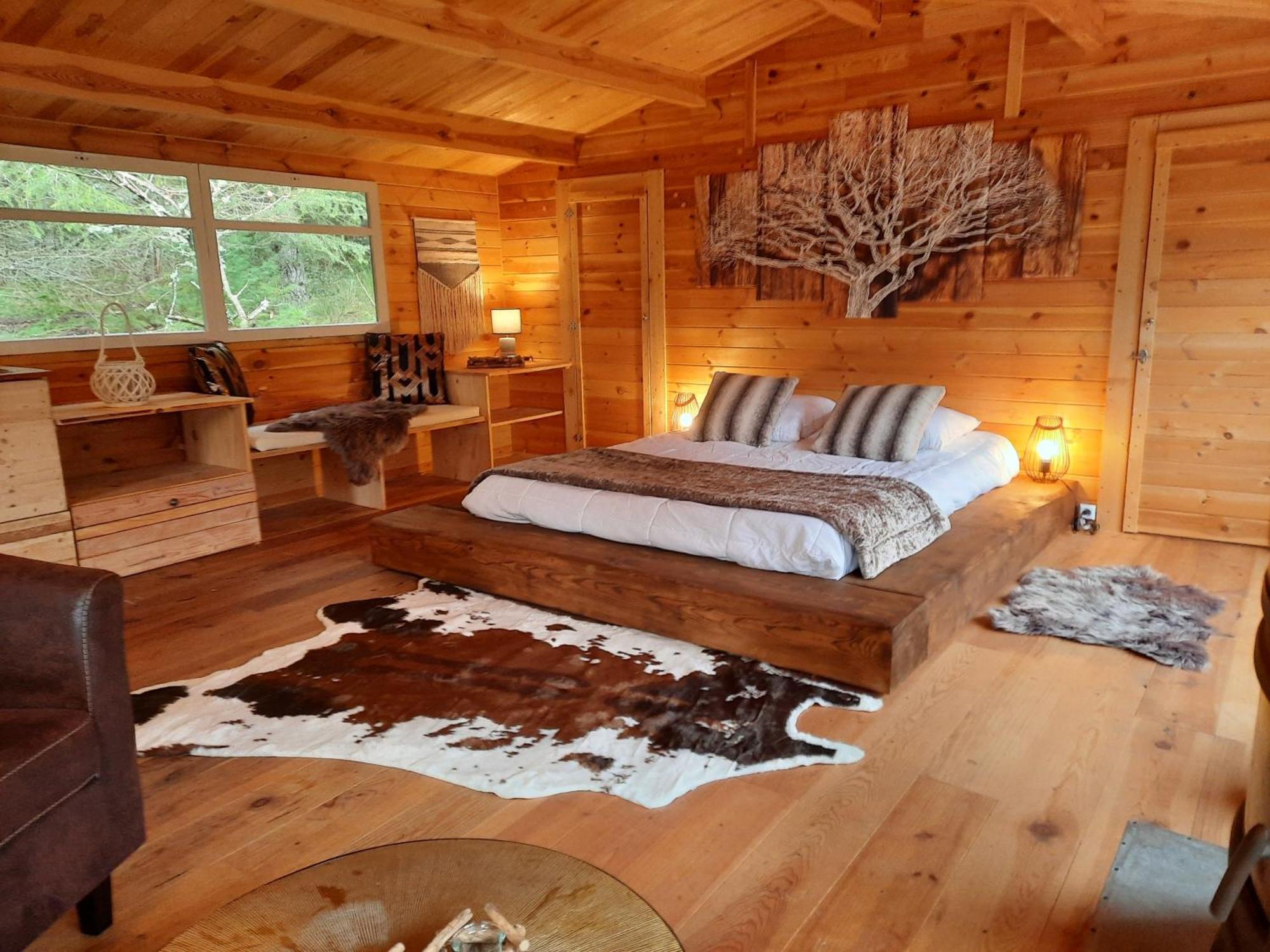 Domaine De La Vitarelle Glamping Villaniere Exterior photo